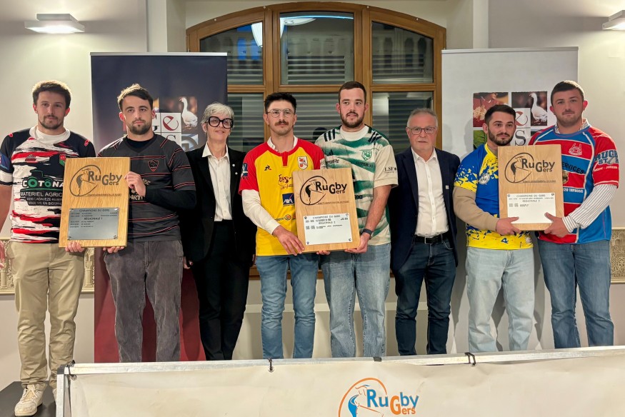Rugby : les équipes seniors masculines en finale du « Bouclier du terroir » reçues au Département
